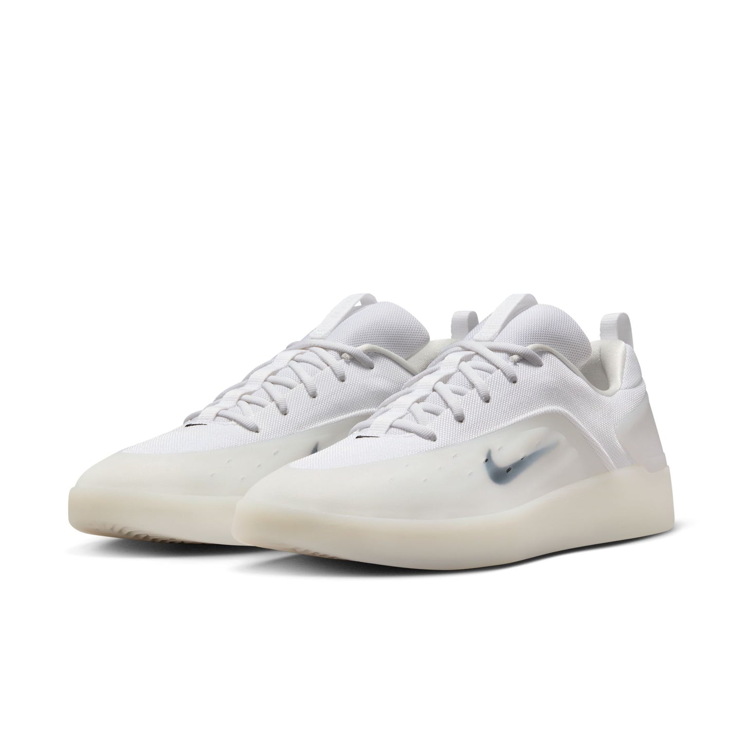 Nike SB Zoom Nyjah 4 WHITE BLACK WHITE BLACK