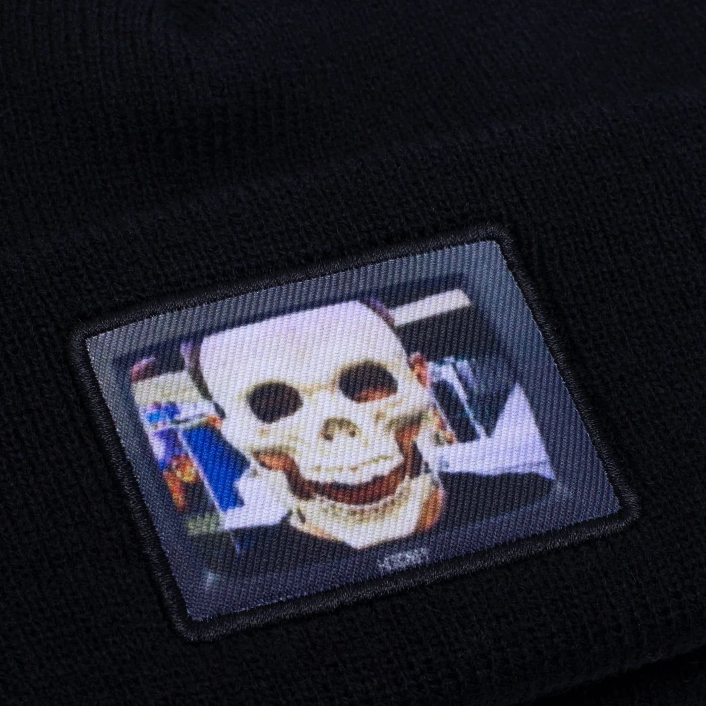 Screens Beanie Black