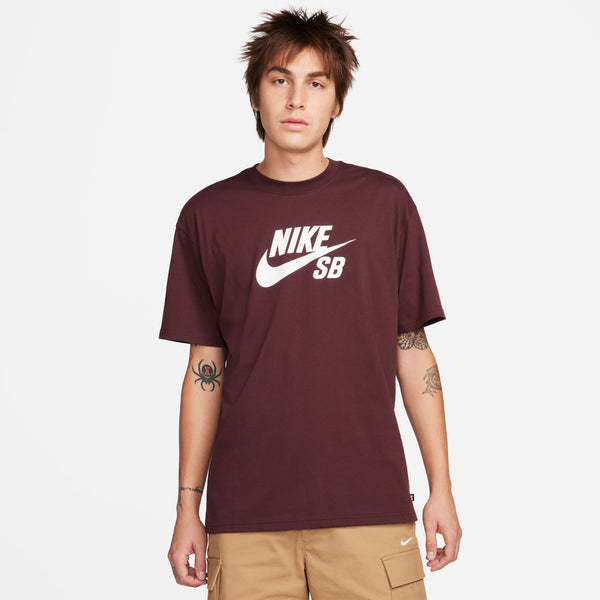 Nike SB Logo Skate T-Shirt BURGUNDY CRUSH WHITE