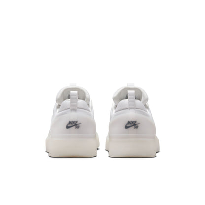 Nike SB Zoom Nyjah 4 WHITE BLACK WHITE BLACK