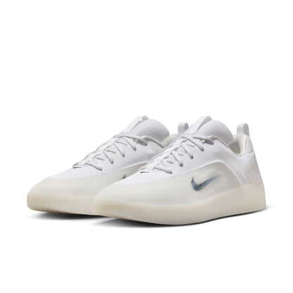 Nike SB Zoom Nyjah 4 WHITE BLACK WHITE BLACK