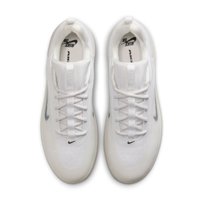 Nike SB Zoom Nyjah 4 WHITE BLACK WHITE BLACK