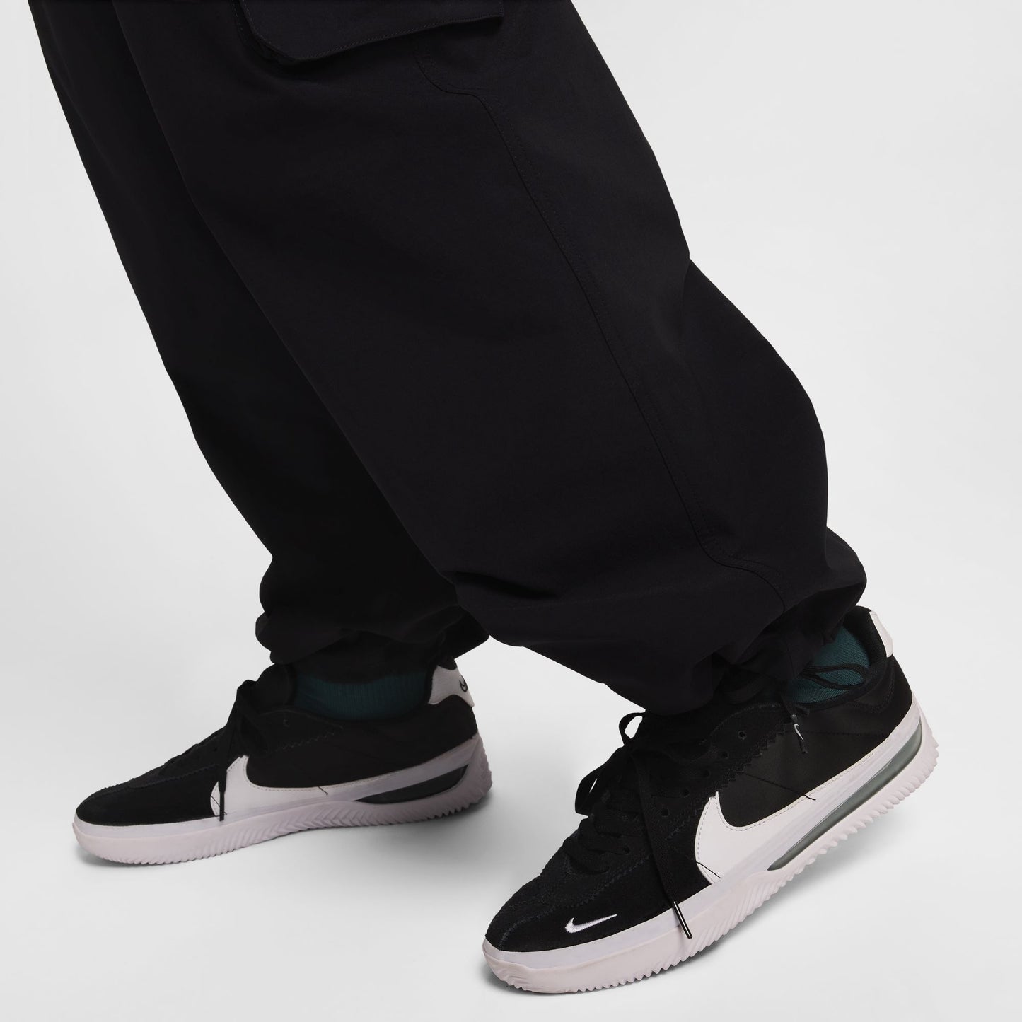 Nike SB Cargo Skate Pants Black