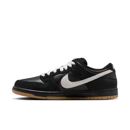 Dunk Low Pro BLACK WHITE BLACK GUM LIGHT BROWN