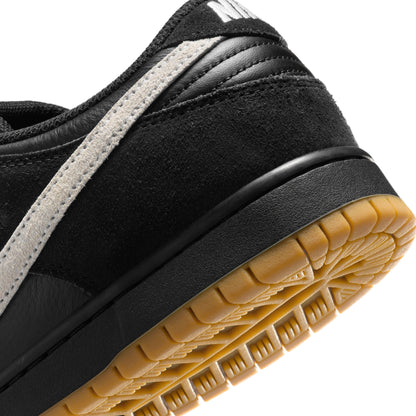 Dunk Low Pro BLACK WHITE BLACK GUM LIGHT BROWN