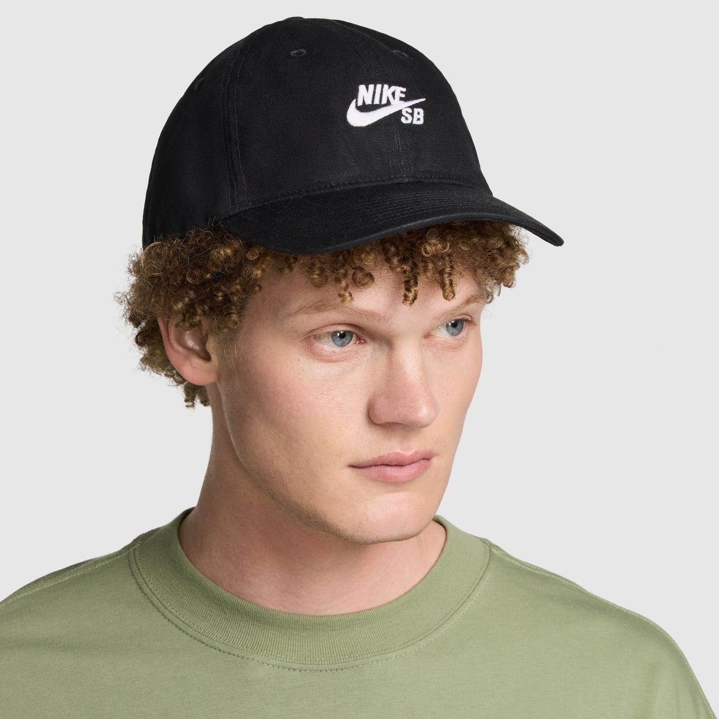 NIKE SB CLUB BLACK WHITE