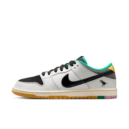 Nike SB Dunk Low Pro SUMMIT WHITE BLACK WHITE IRON GREY