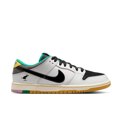 Nike SB Dunk Low Pro SUMMIT WHITE BLACK WHITE IRON GREY