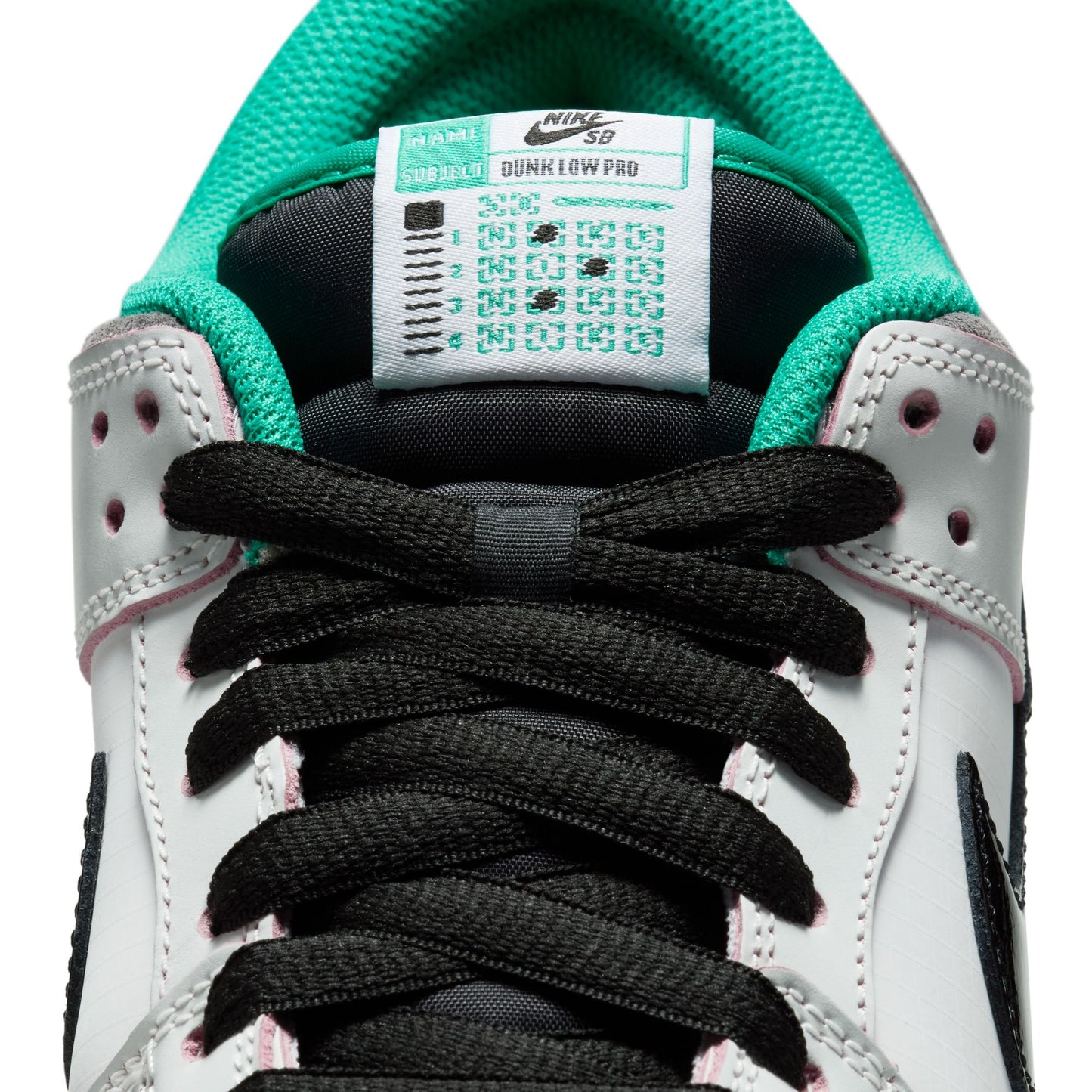 Nike SB Dunk Low Pro SUMMIT WHITE BLACK WHITE IRON GREY
