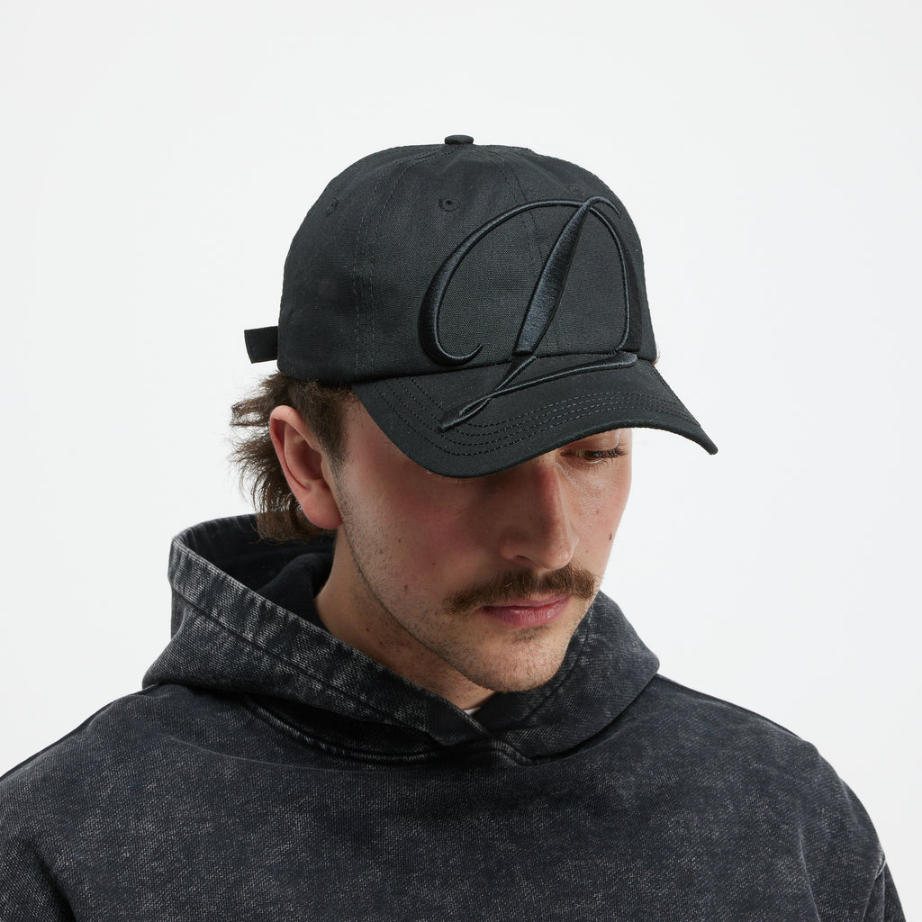 BIG CURSIVE LOW PRO CAP Black