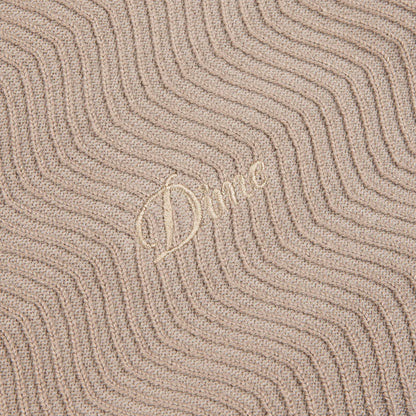 Wave cable knit tan