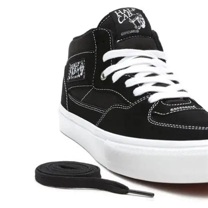Skate Half Cab Black White