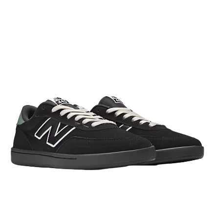 NB Numeric 440 V2 Black White