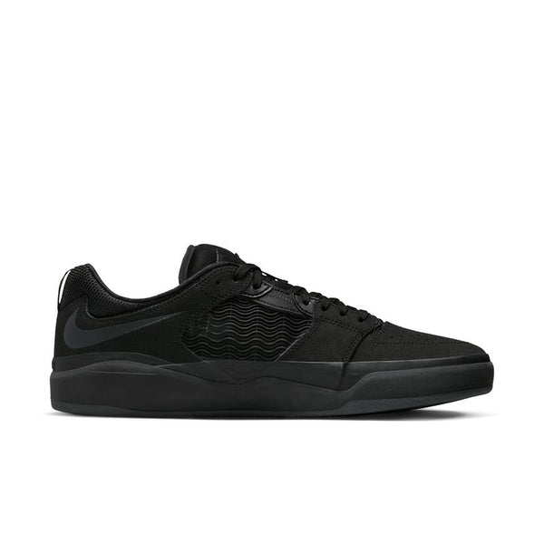 Ishod Wair Premium Black