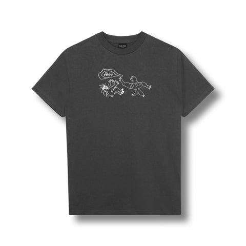 Many Faces Tee Tar