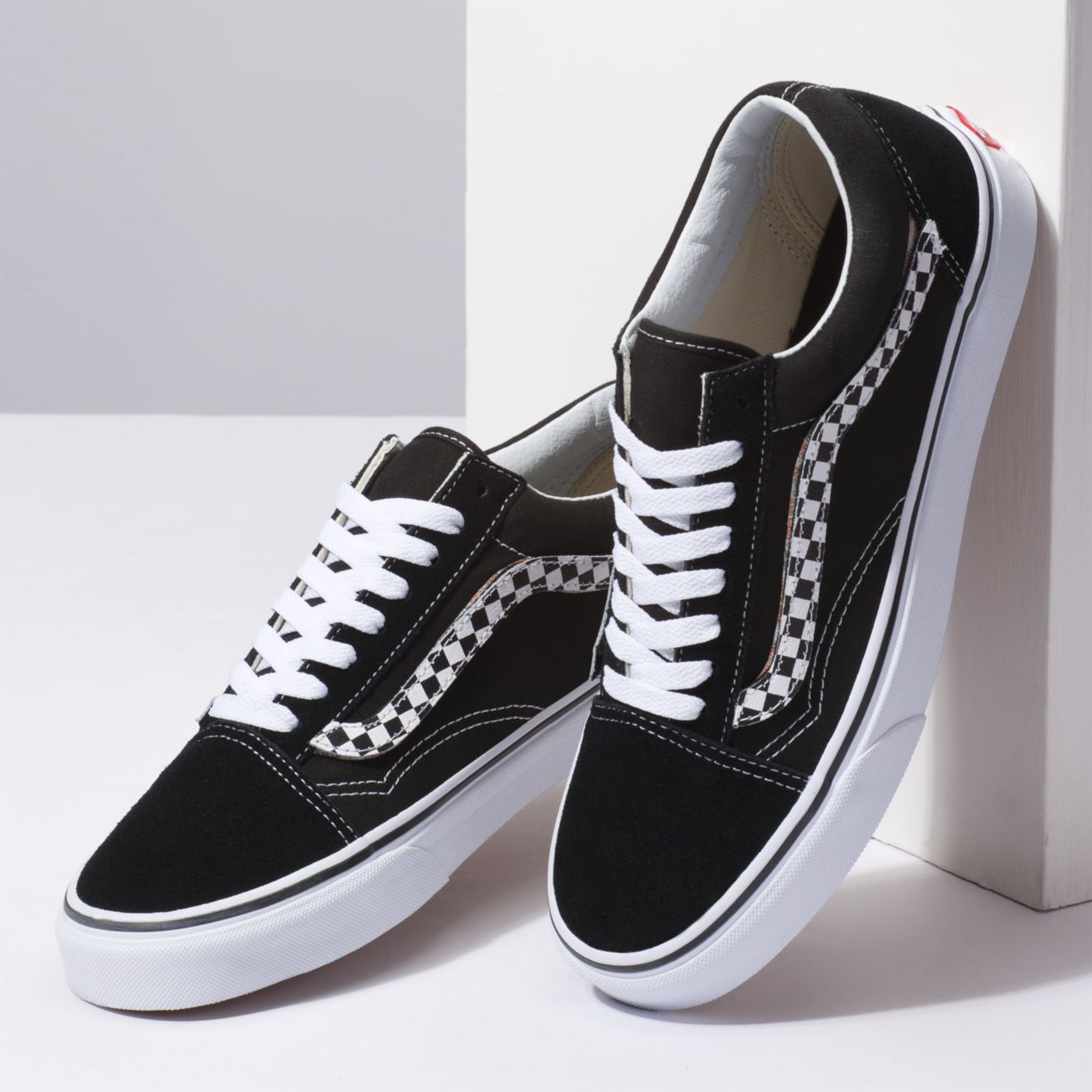 Old Skool (Sidestripe V) Black True